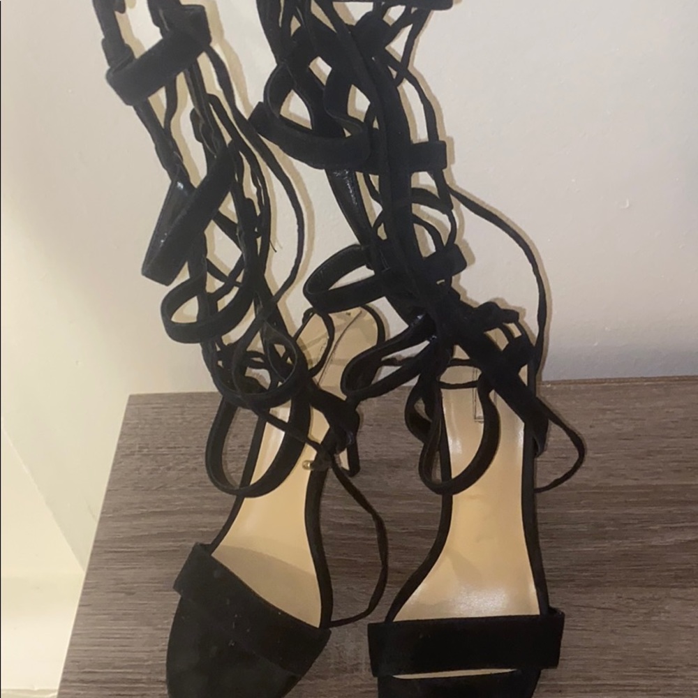 Strappy black heel